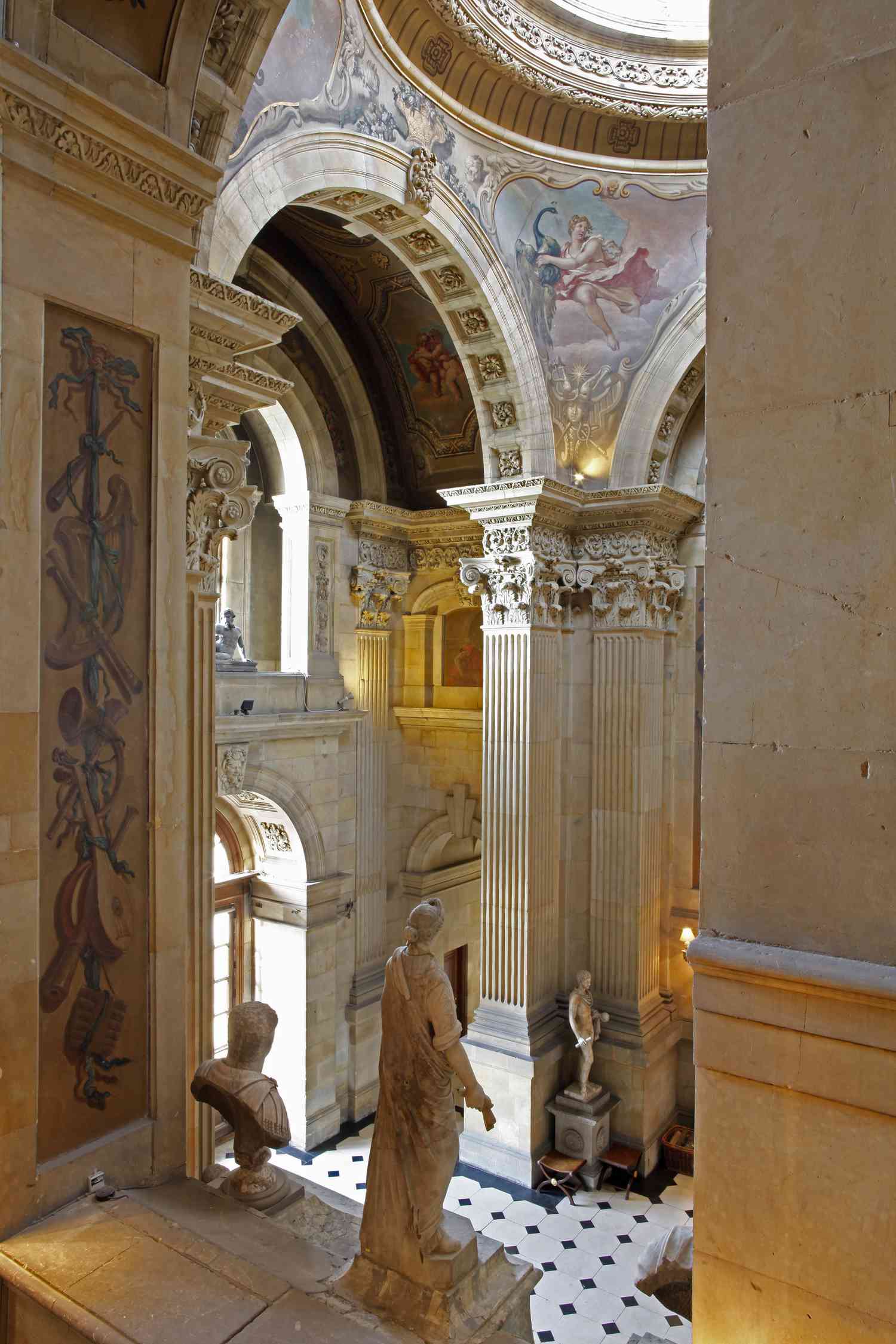 The Great Hall at Castle Howard (Bridgerton)