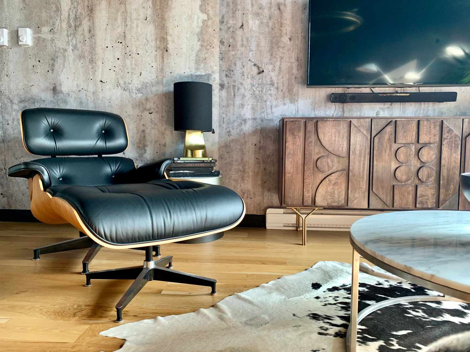 cadeira eames de couro