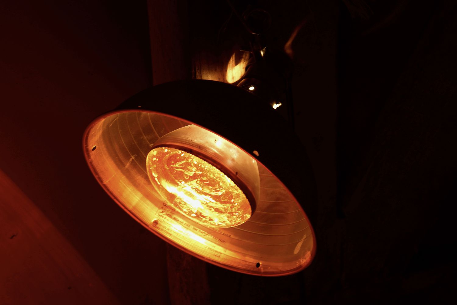 Heat lamp closeup