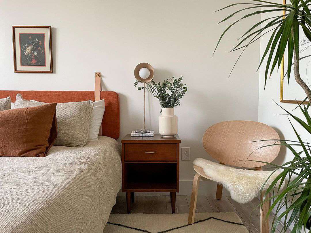 apartment bed styling