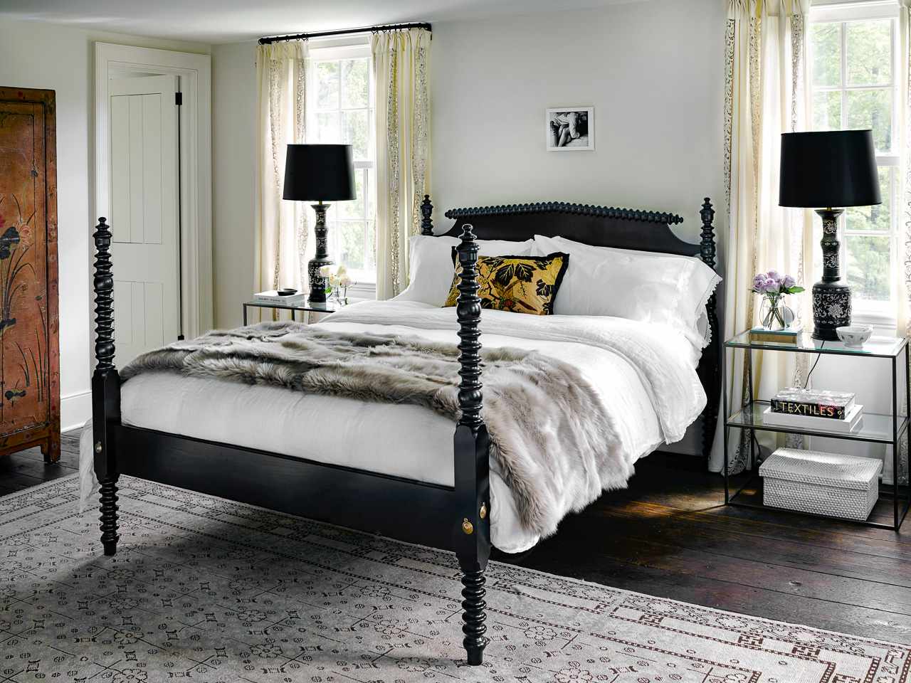 black and white bedroom