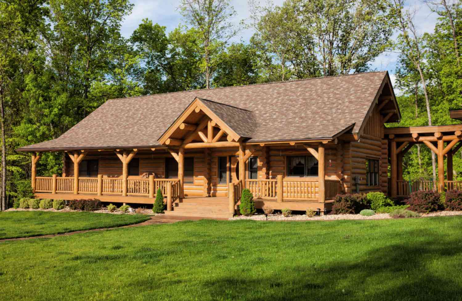 diseño de casa de madera en el bosque