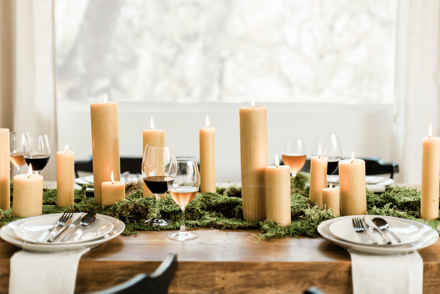 moss thanksgiving tablescape