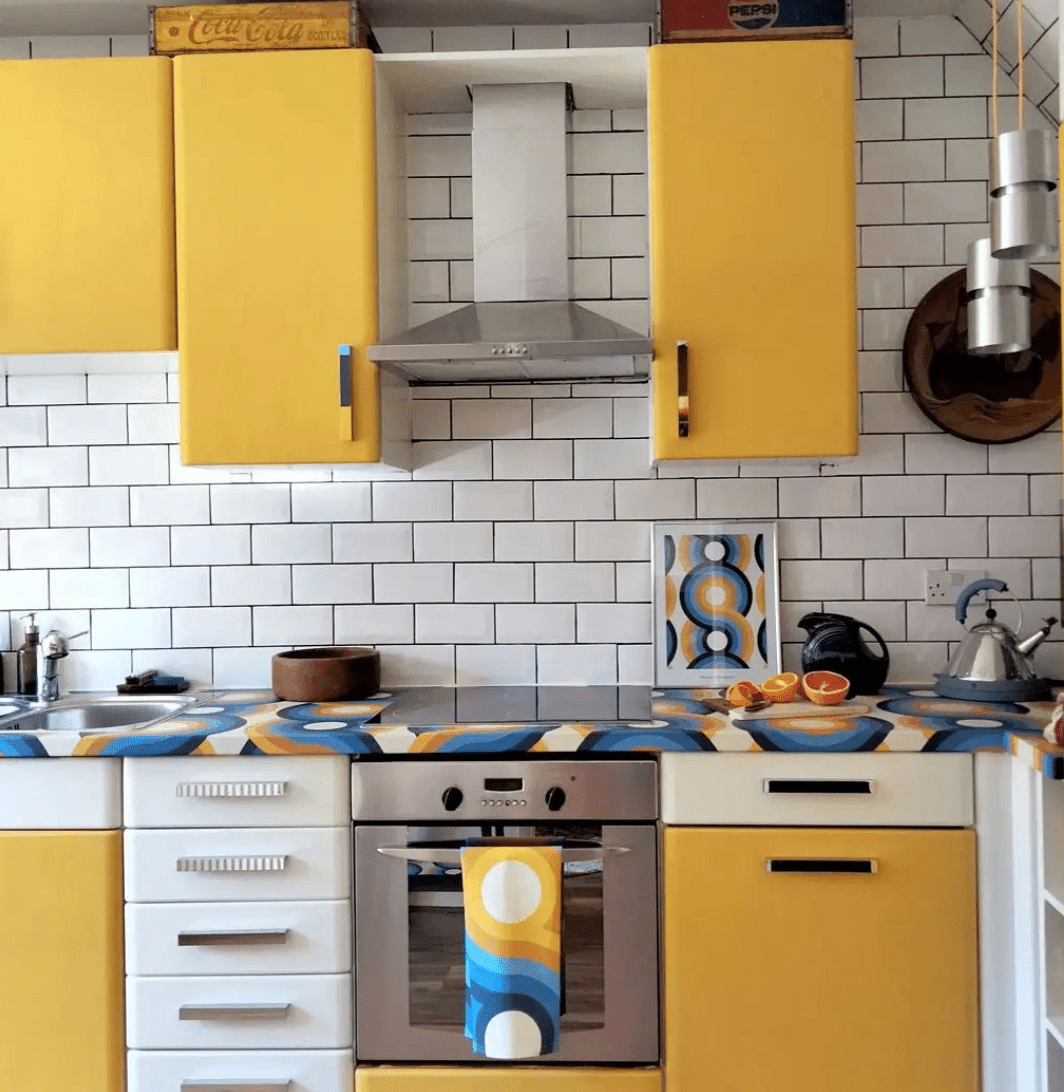 coordinating retro kitchen