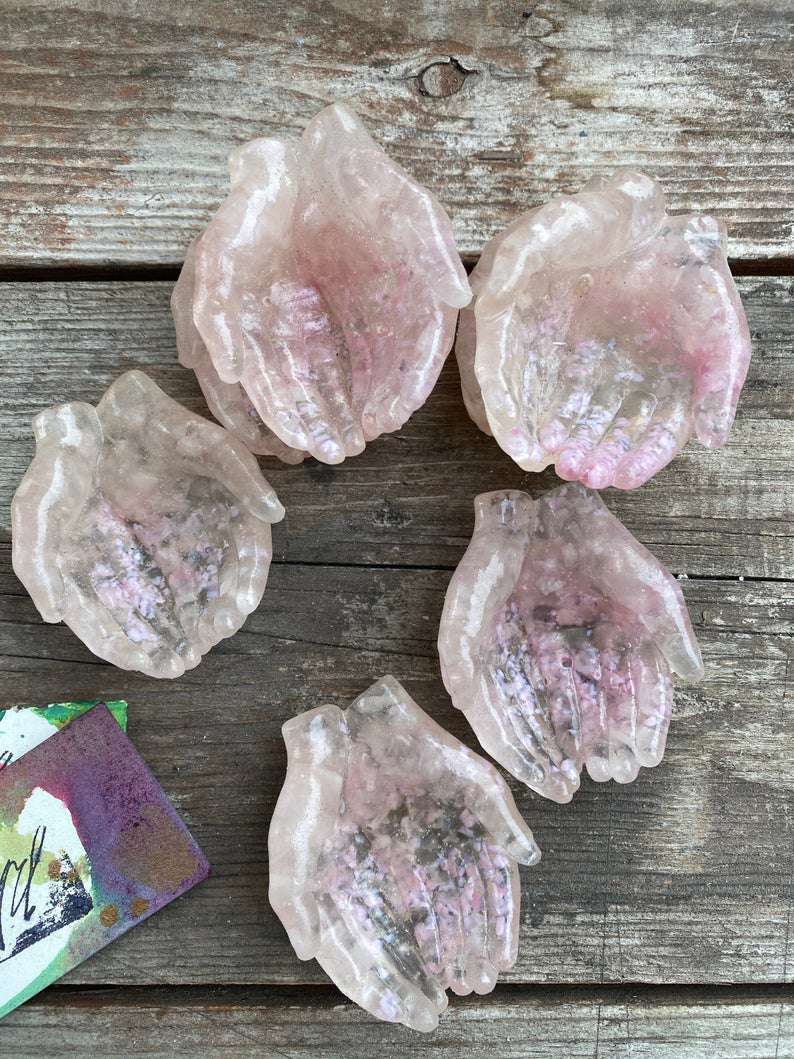 rose quartz hands 