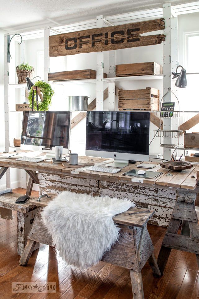 escritorio de madera de palet