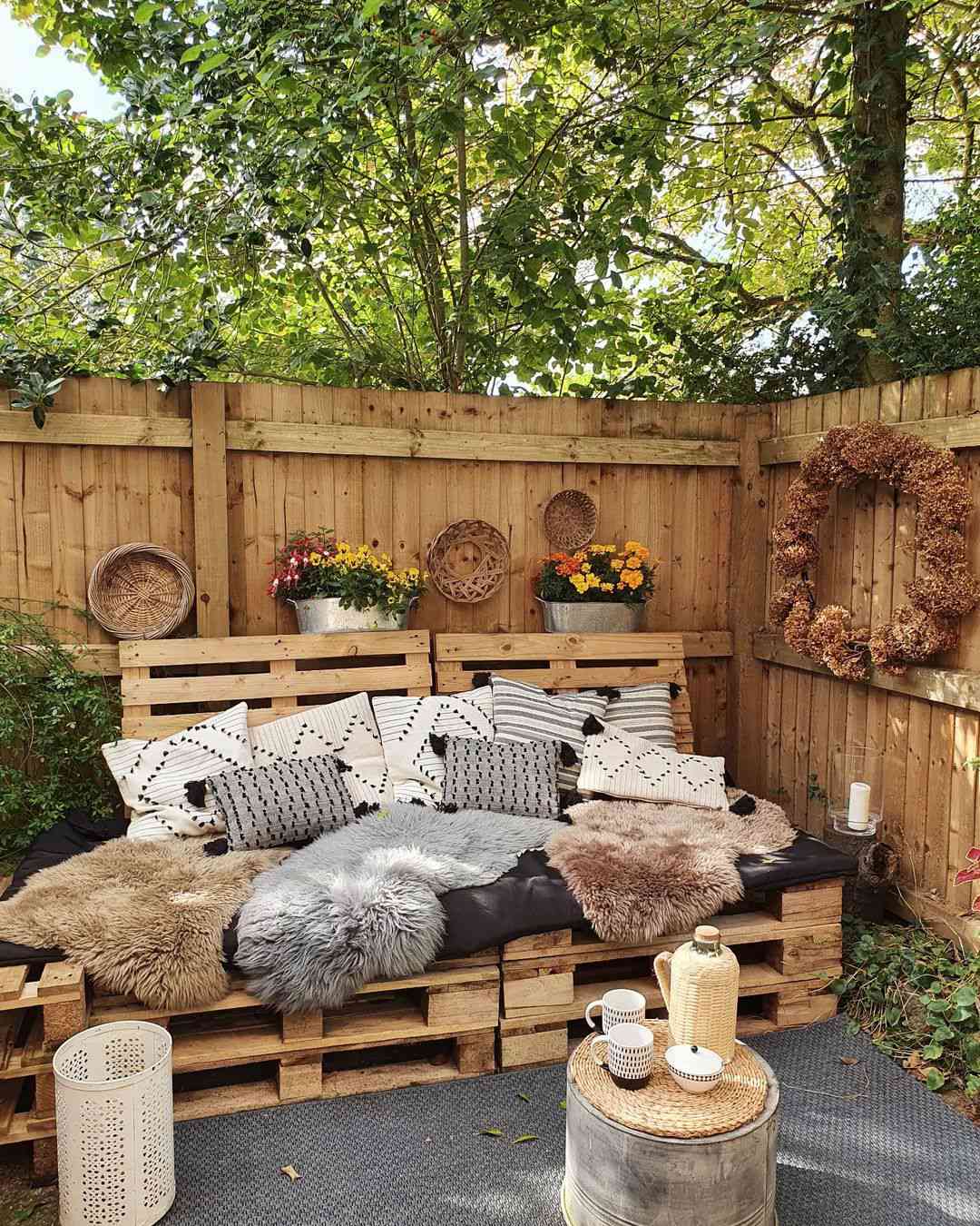 pallet wood couch