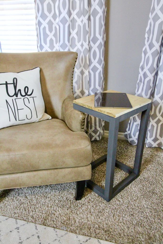 A DIY pull out side table