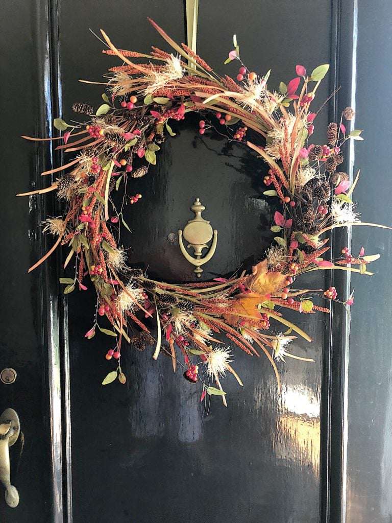 corona de otoño para puerta principal