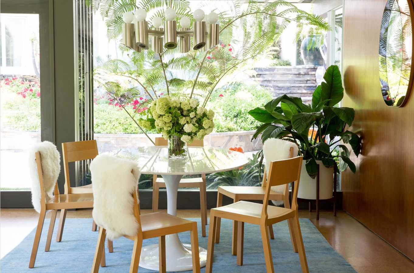midcentury modern style dining room