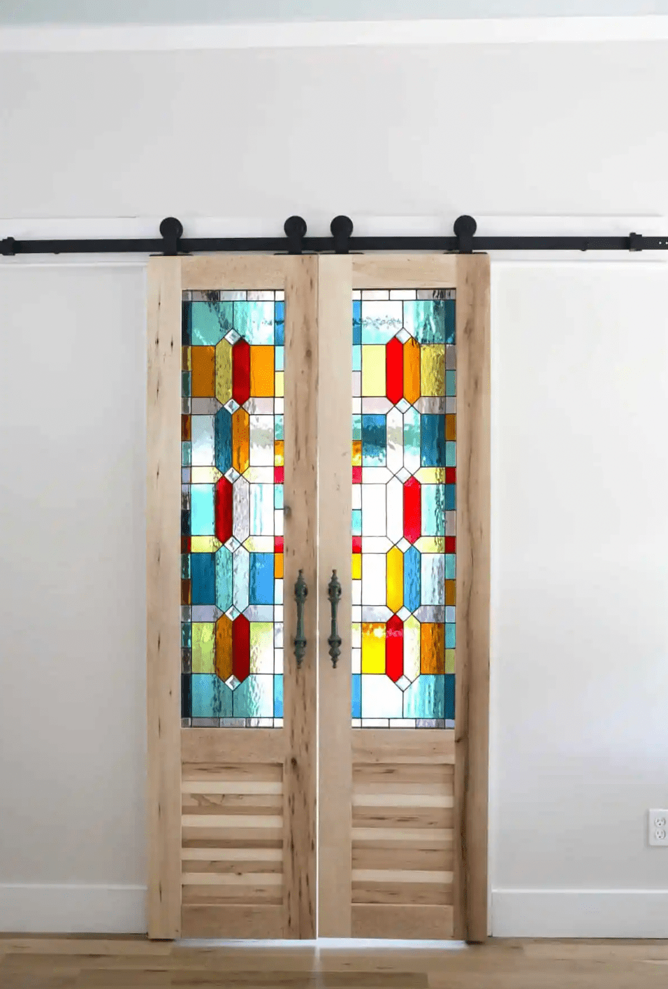 portas de vidro colorido