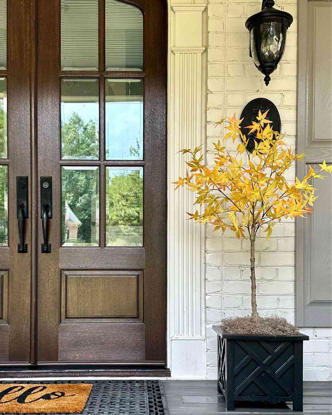 idéias de decoração de portas de outono amarelas
