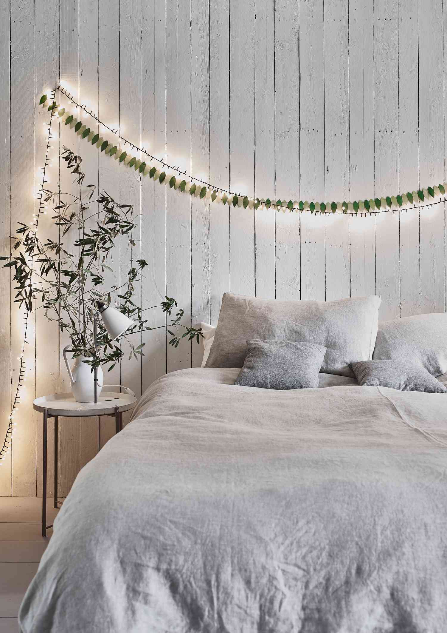 scandi weihnachtsdekoration schlafzimmer