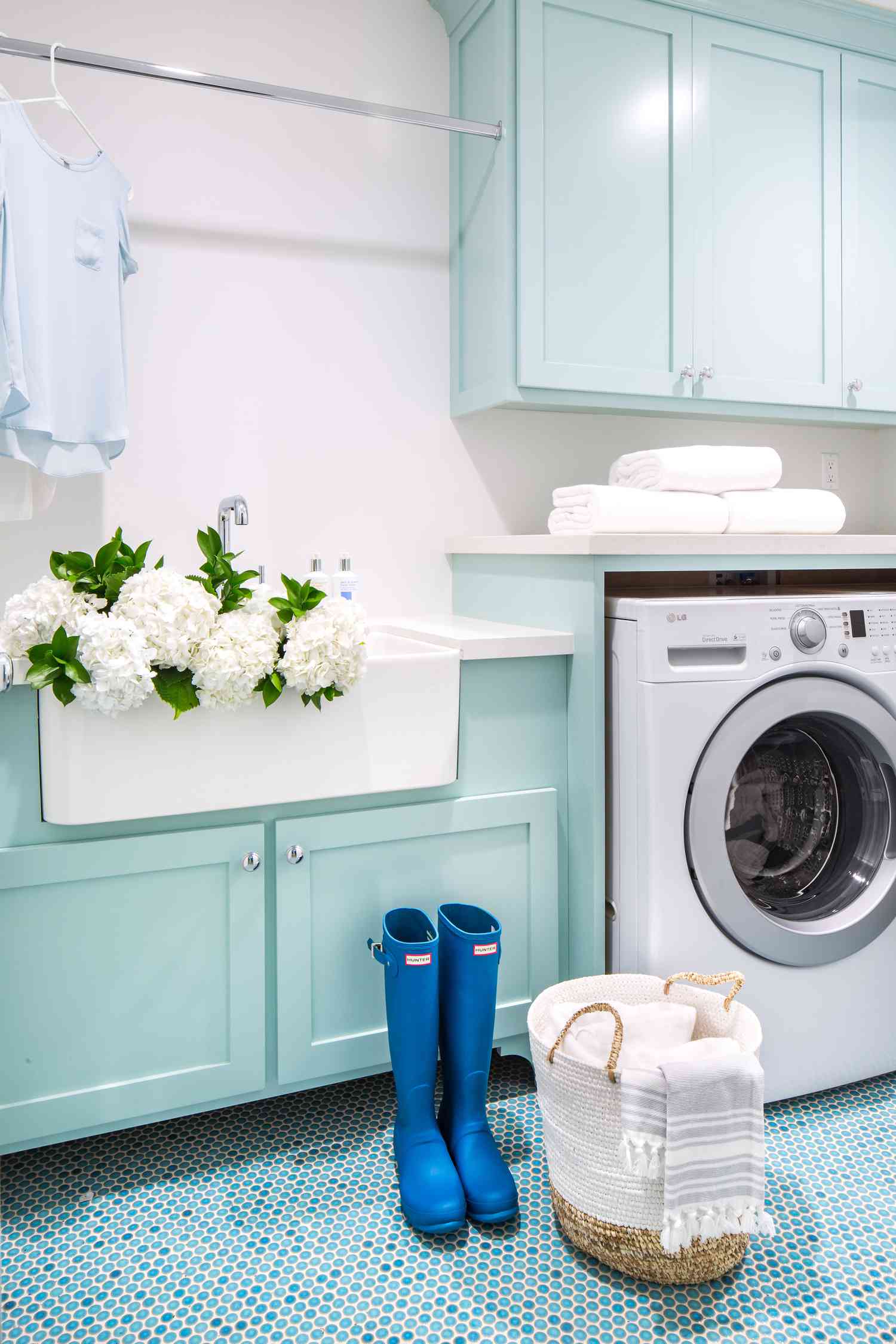 blau-grüne Waschküche