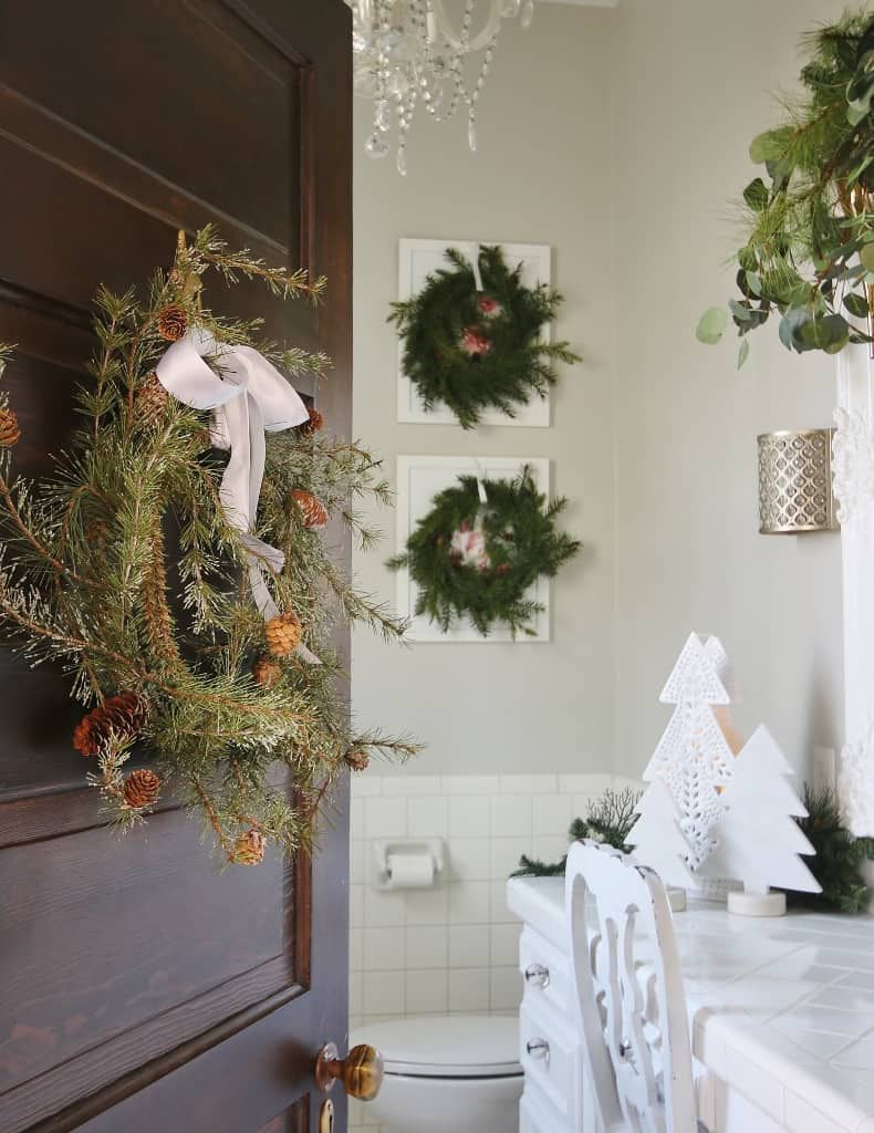 decoração vintage de natal para banheiro