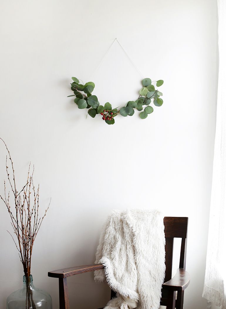 diy minimalist christmas wreath