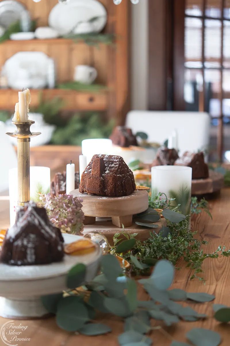 weihnachtlicher Tafelaufsatz-Lebkuchenhäuser