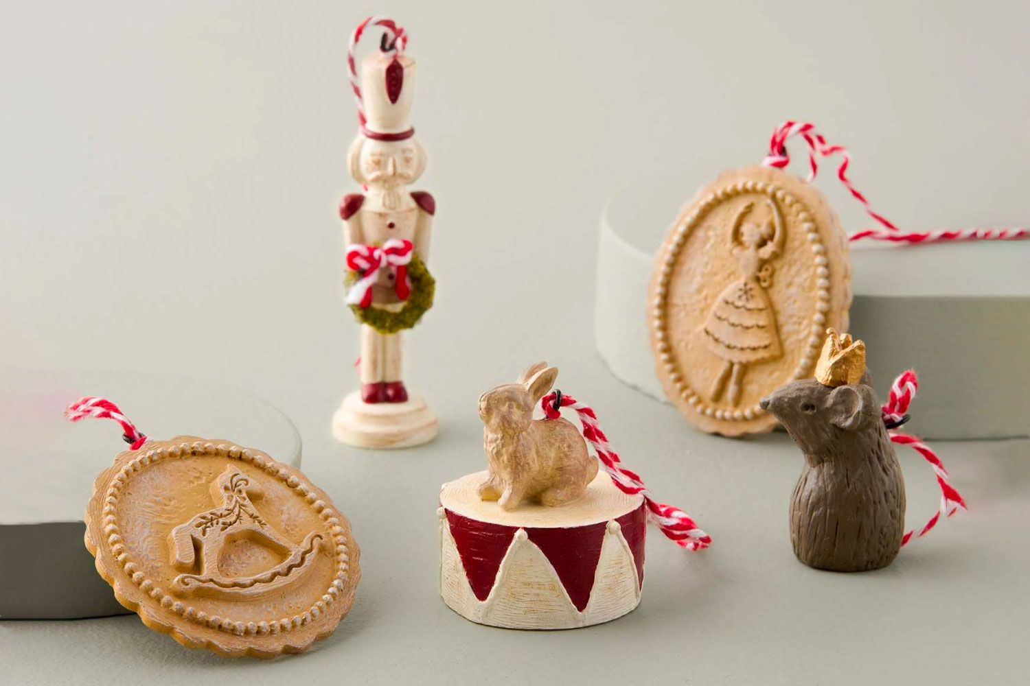 Nussknacker Folklore Ornament Set