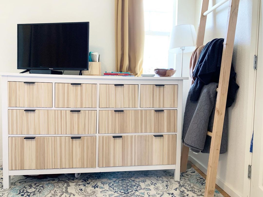 fluted Hemnes dresser hack