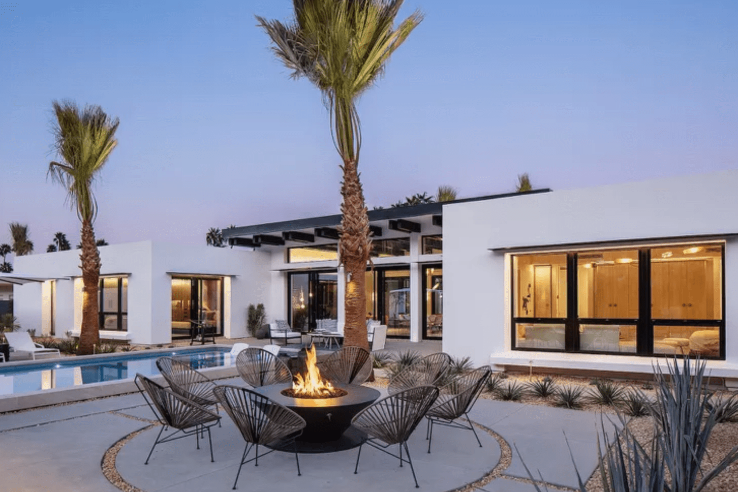 Casa moderna de mediados de siglo en Palm Springs