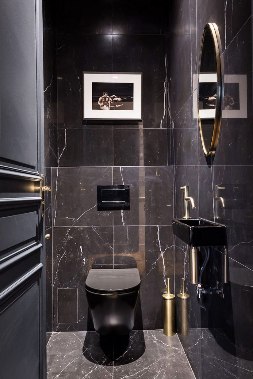 schwarzer marmorierter badezimmerboden fliesen ideen