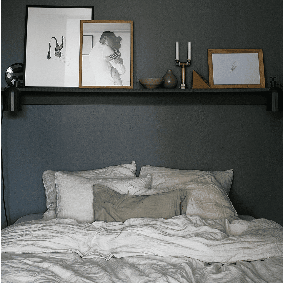pared de acento negro azul dormitorio