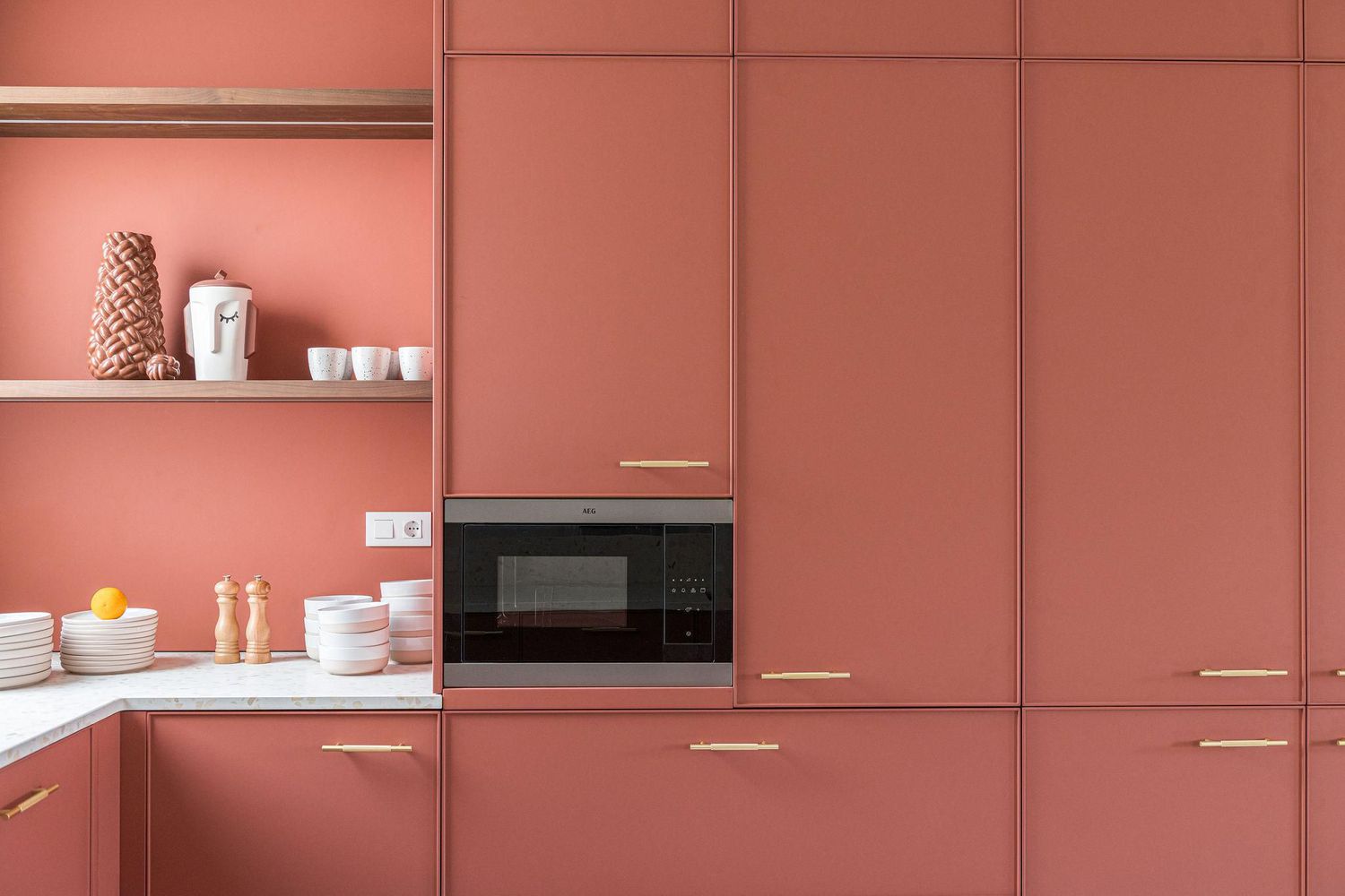 corner cabinet color ideas