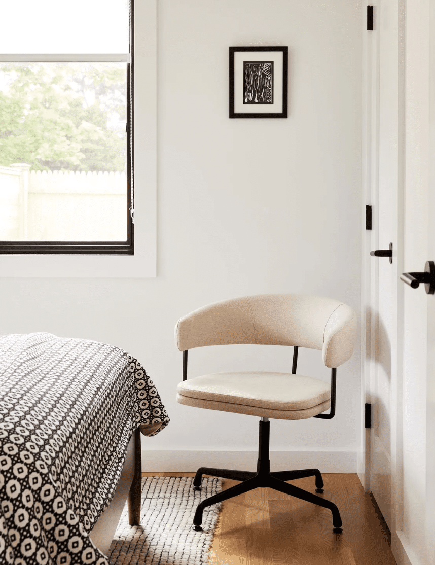 bedroom side chair